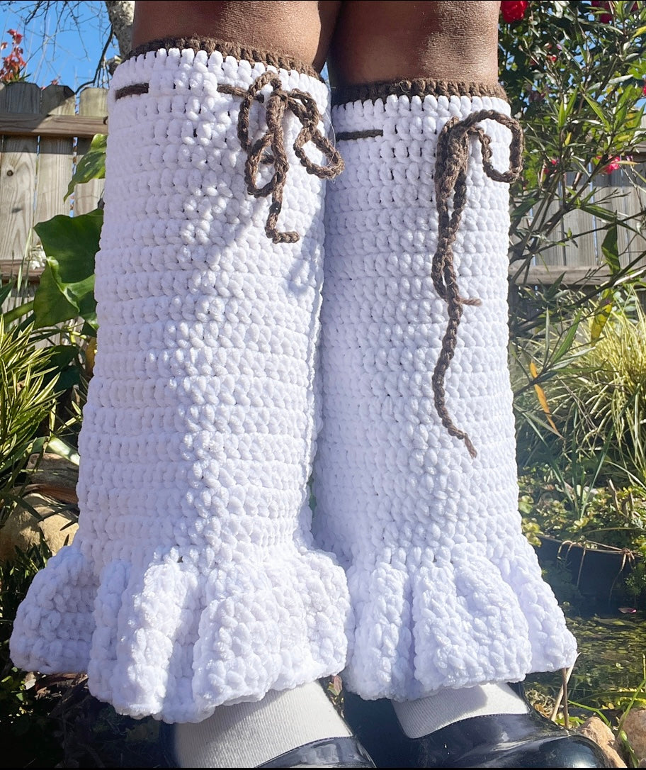 Velvet white leg warmers