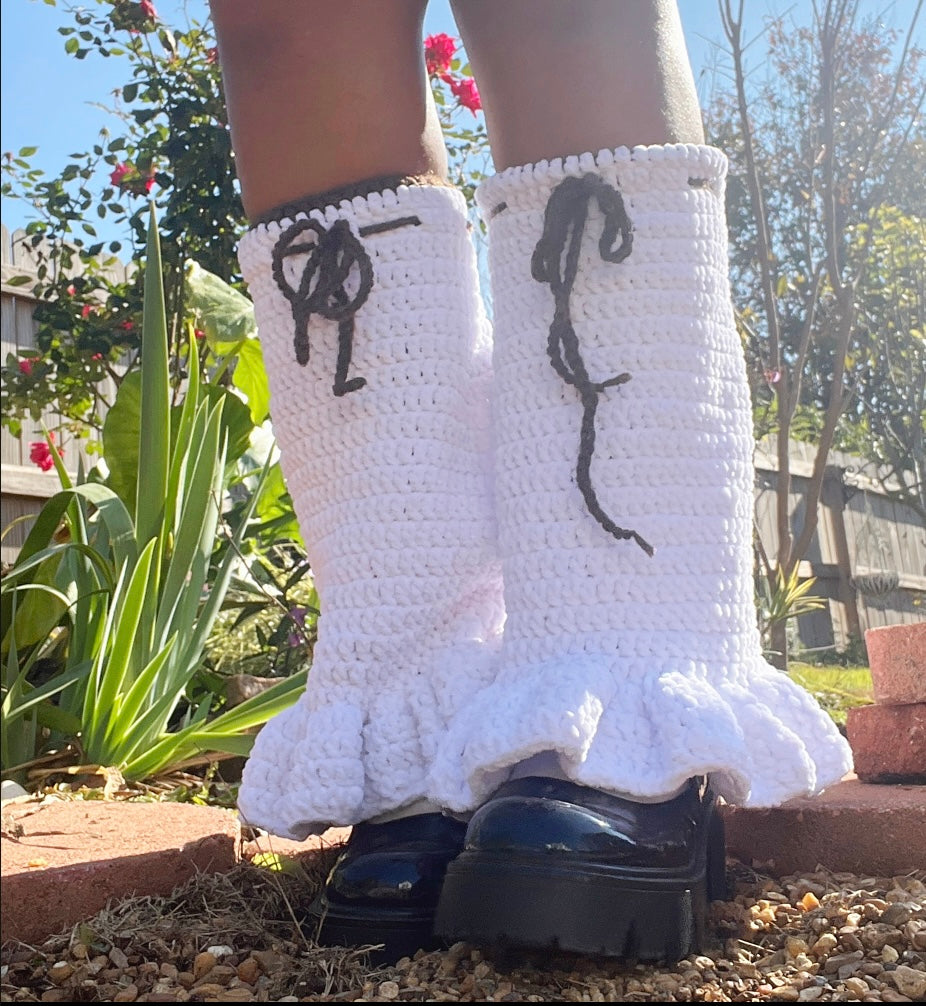 Velvet white leg warmers
