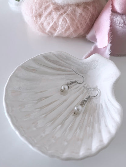 Dangle Pearl bead earrings