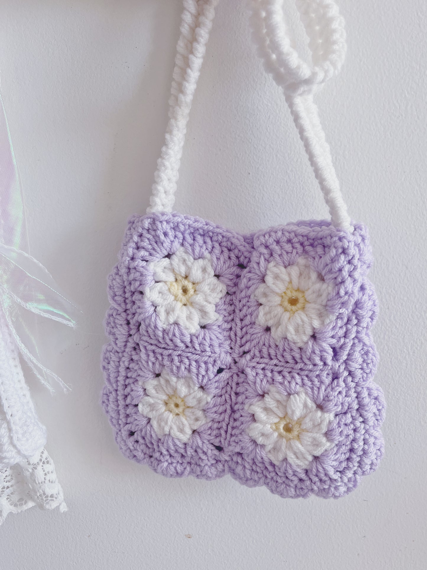 Daisy floral mini bag